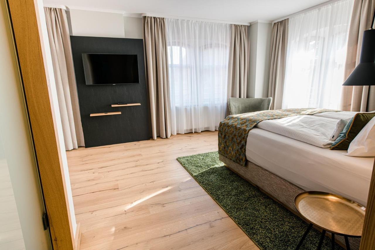 Weinhotel Freylich Zahn Freyburg Dış mekan fotoğraf