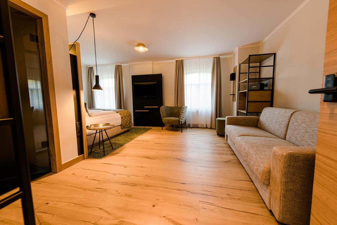 Weinhotel Freylich Zahn Freyburg Dış mekan fotoğraf