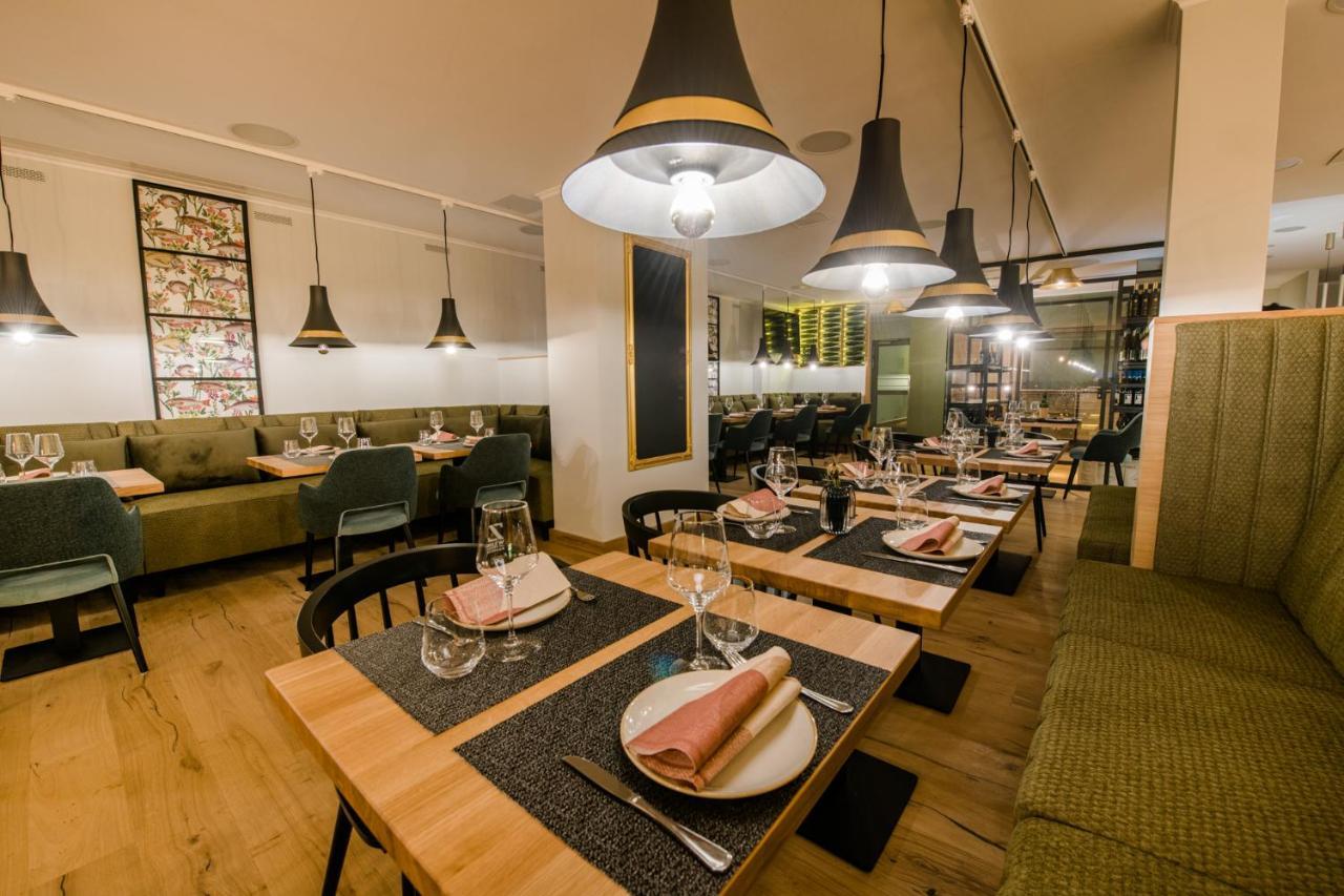 Weinhotel Freylich Zahn Freyburg Dış mekan fotoğraf